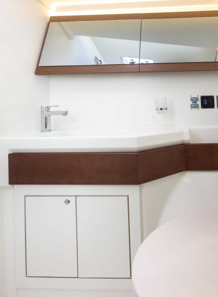 BENETEAU OCEANIS 46.1