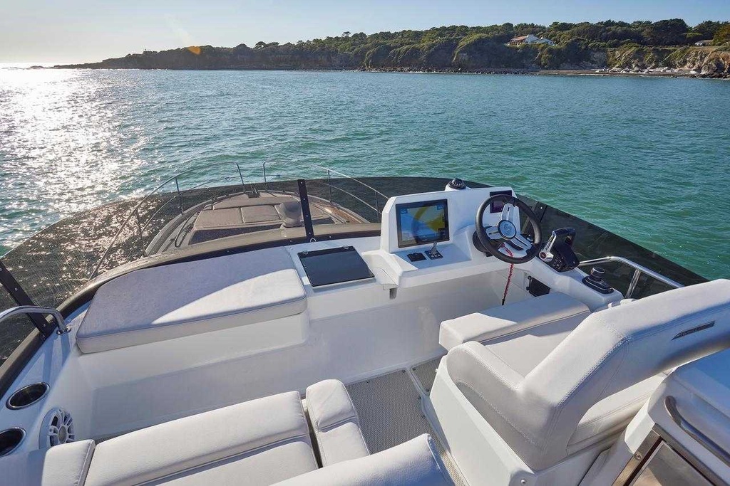 BENETEAU ANTARES 12 FLY