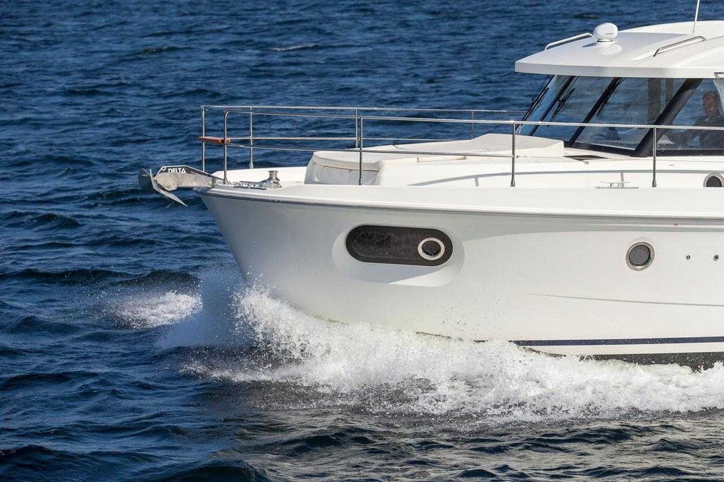 BENETEAU SWIFT TRAWLER 37 SEDAN