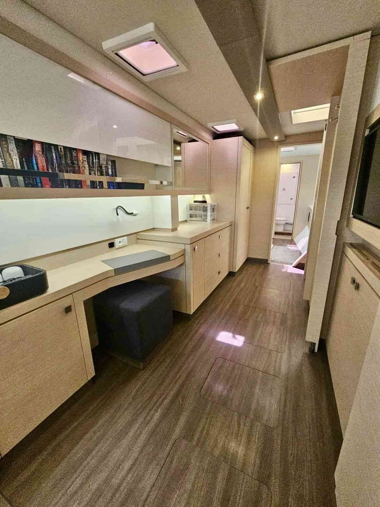 FOUNTAINE PAJOT SAONA 47 