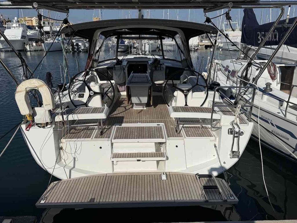 ​BENETEAU OCEANIS 41.1
