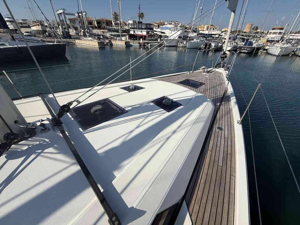 ​BENETEAU OCEANIS 41.1