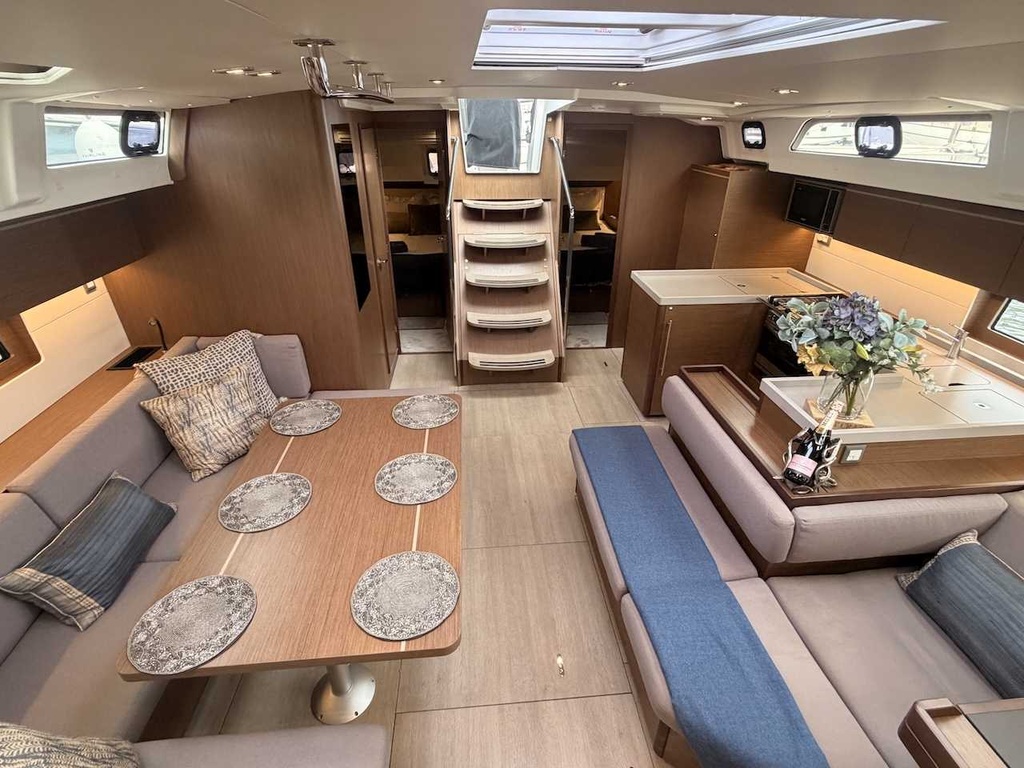 BENETEAU OCEANIS 51.1