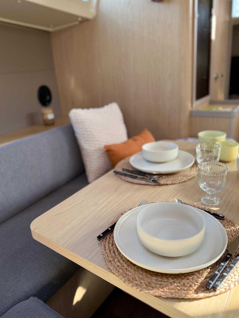 ​BENETEAU OCEANIS 41.1