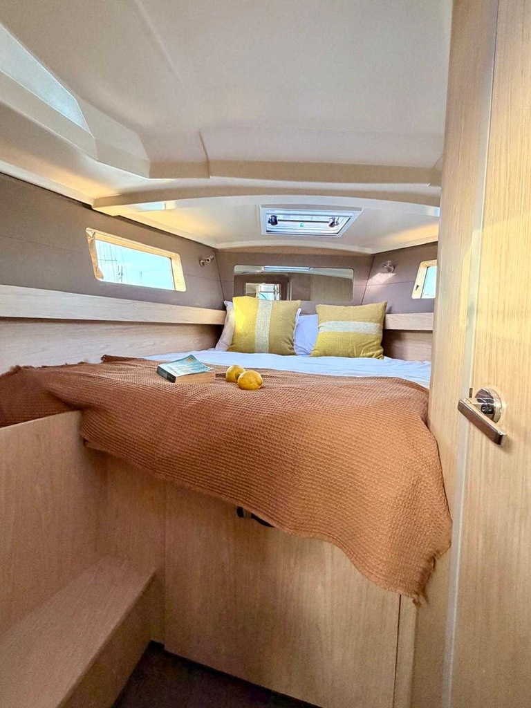 ​BENETEAU OCEANIS 41.1
