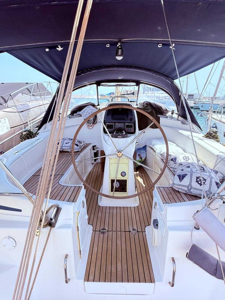 BAVARIA 39 CRUISER