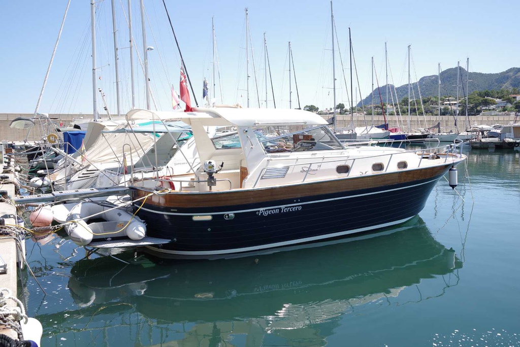 azulyachts-00547-apreamare-38-comfort-f1f