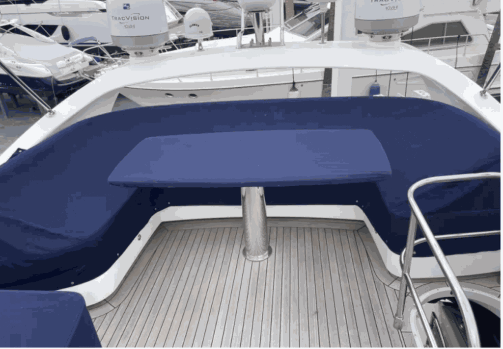 PRINCESS FLYBRIDGE 43