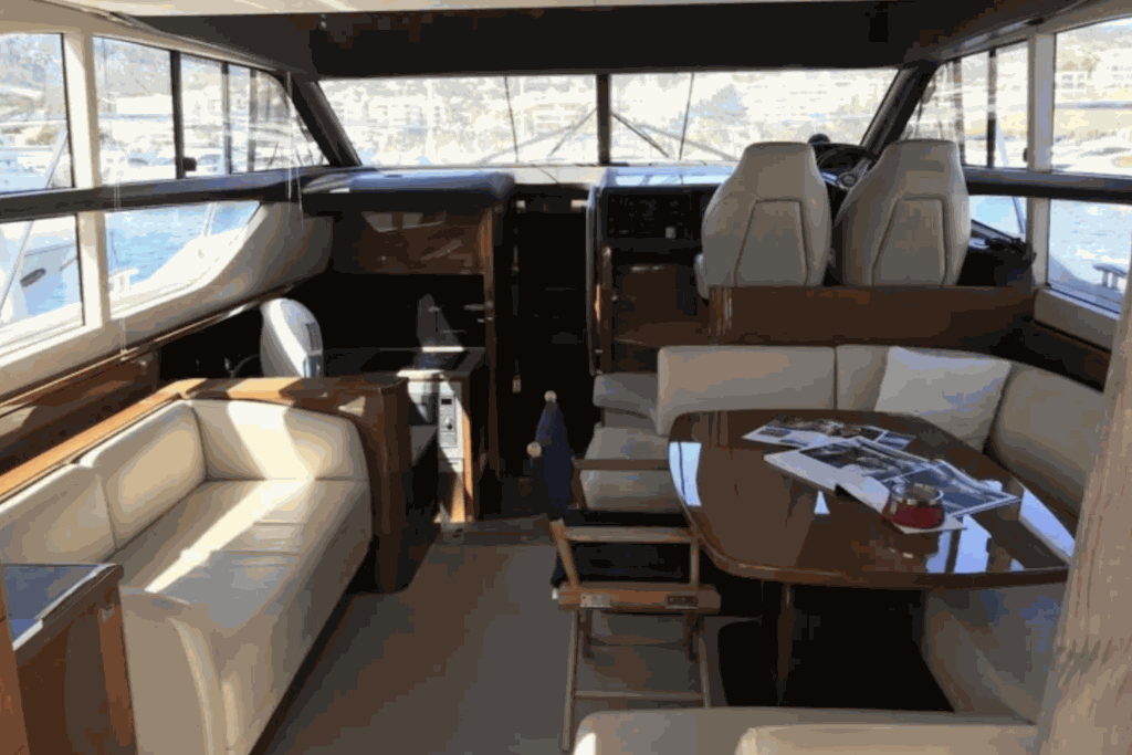 PRINCESS FLYBRIDGE 43