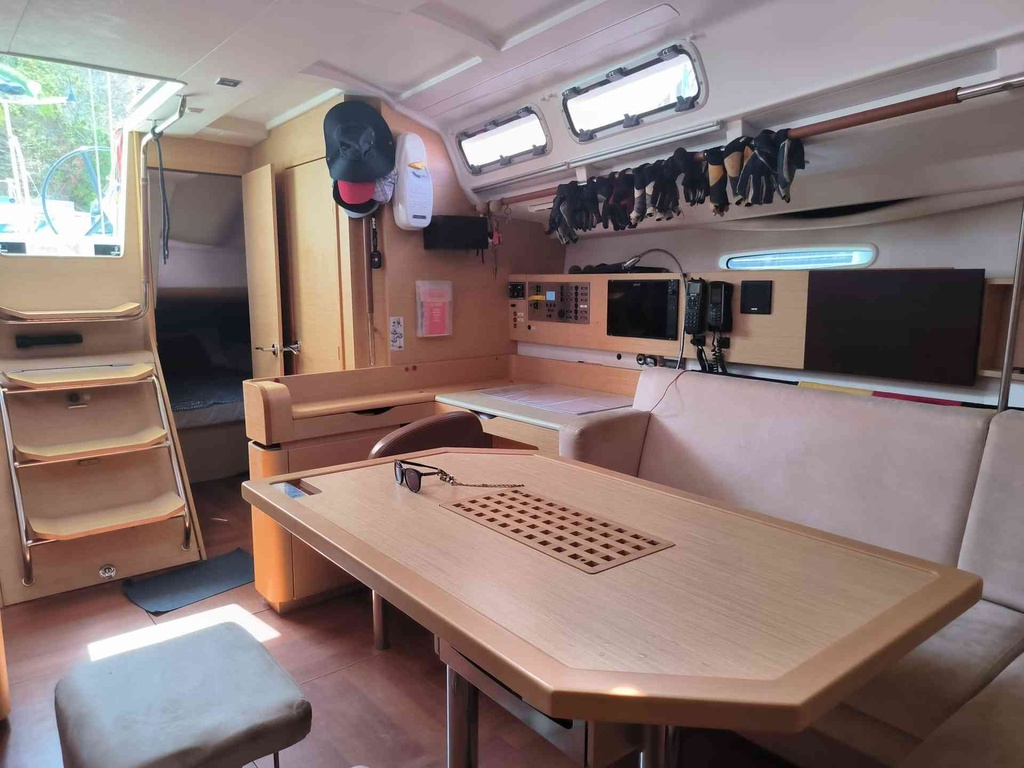 BENETEAU FIRST 45 SD