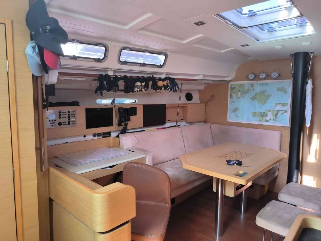 BENETEAU FIRST 45 SD