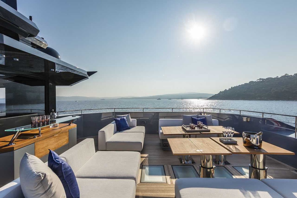 ARCADIA YACHTS A105