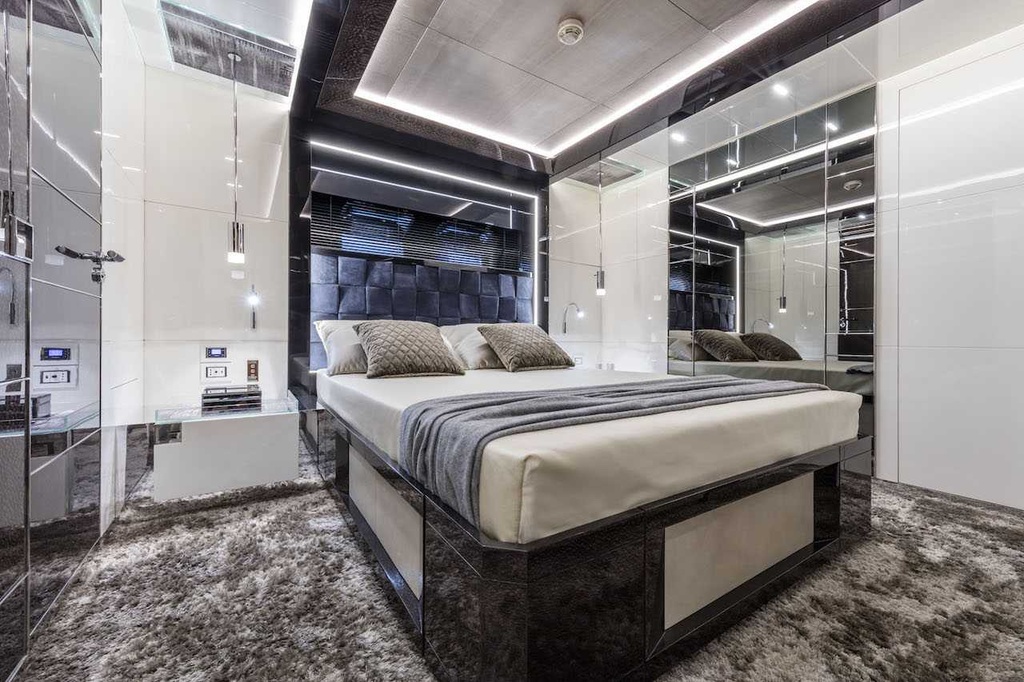 ARCADIA YACHTS A105