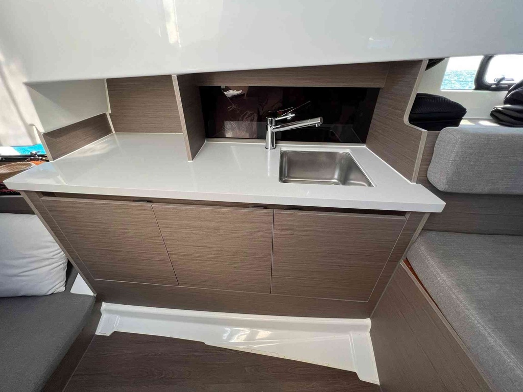 BENETEAU FLYER 9 SUNDECK