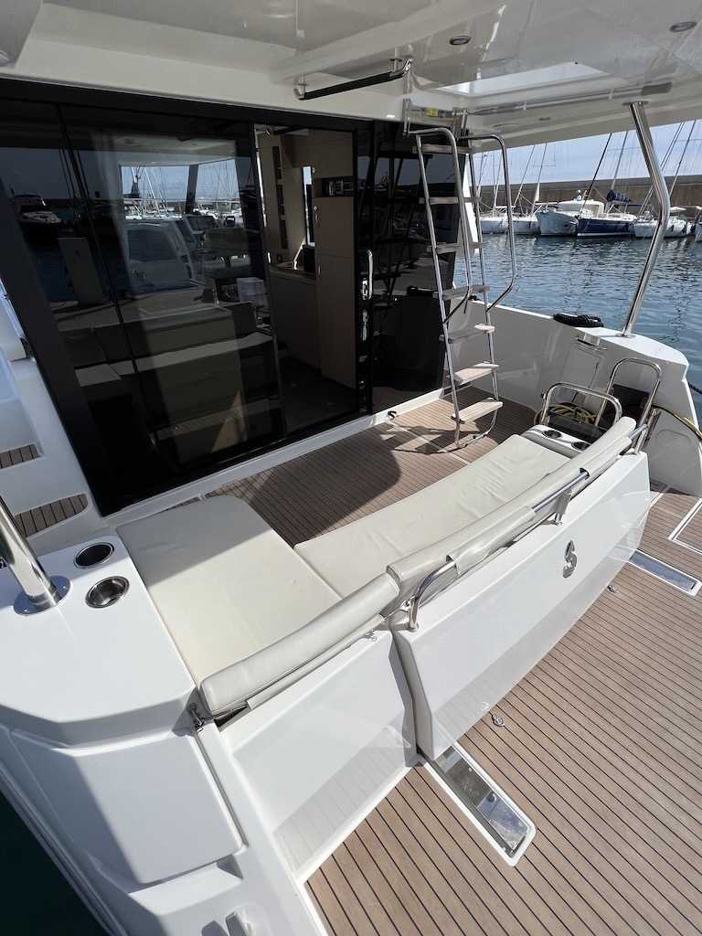 BENETEAU SWIFT TRAWLER 41 FLY