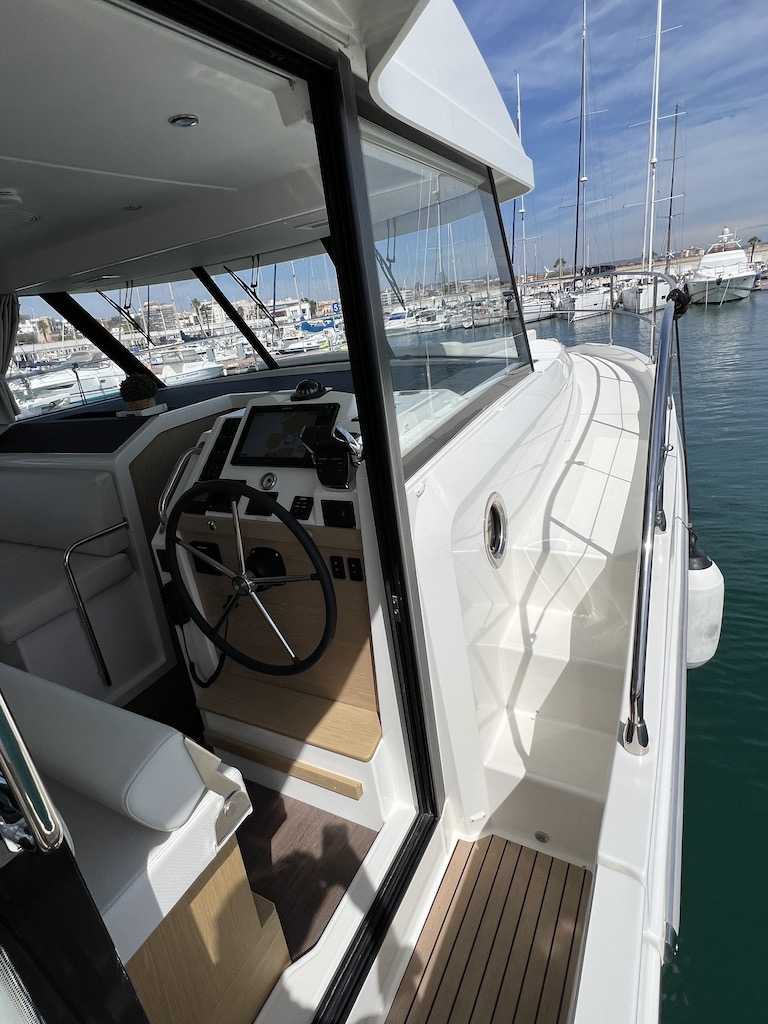 BENETEAU SWIFT TRAWLER 41 FLY