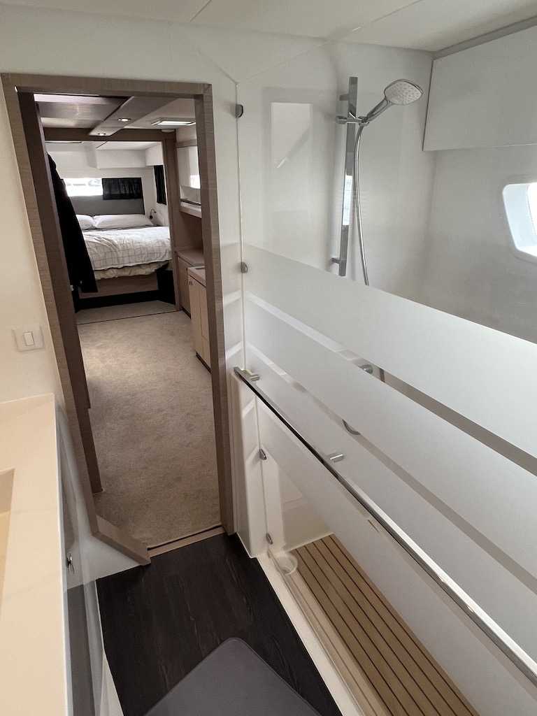 FOUNTAINE PAJOT SAONA 47