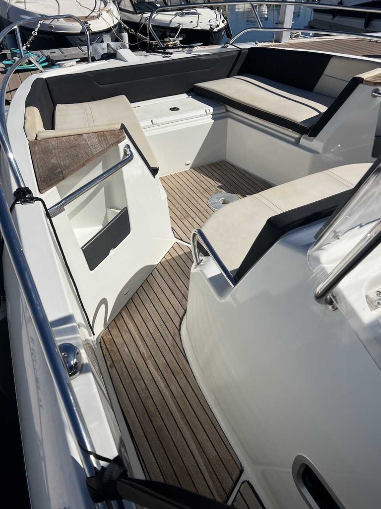 BENETEAU FLYER 8.8 SPACEDECK