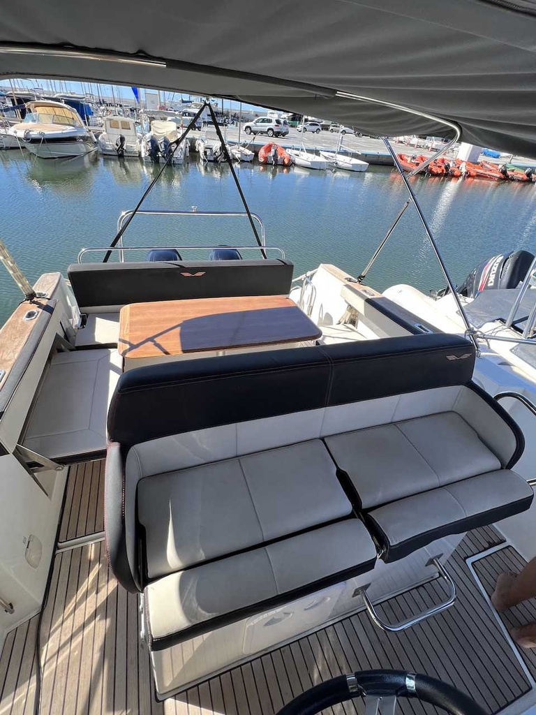 BENETEAU FLYER 8.8 SPACEDECK
