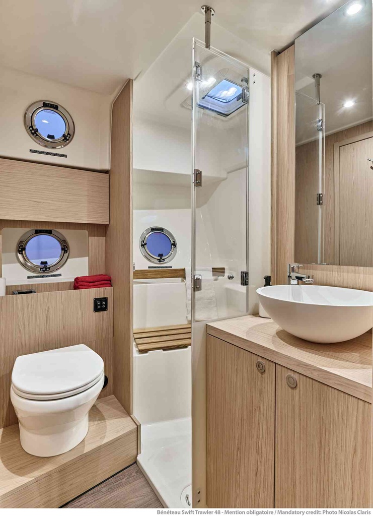 BENETEAU SWIFT TRAWLER 48
