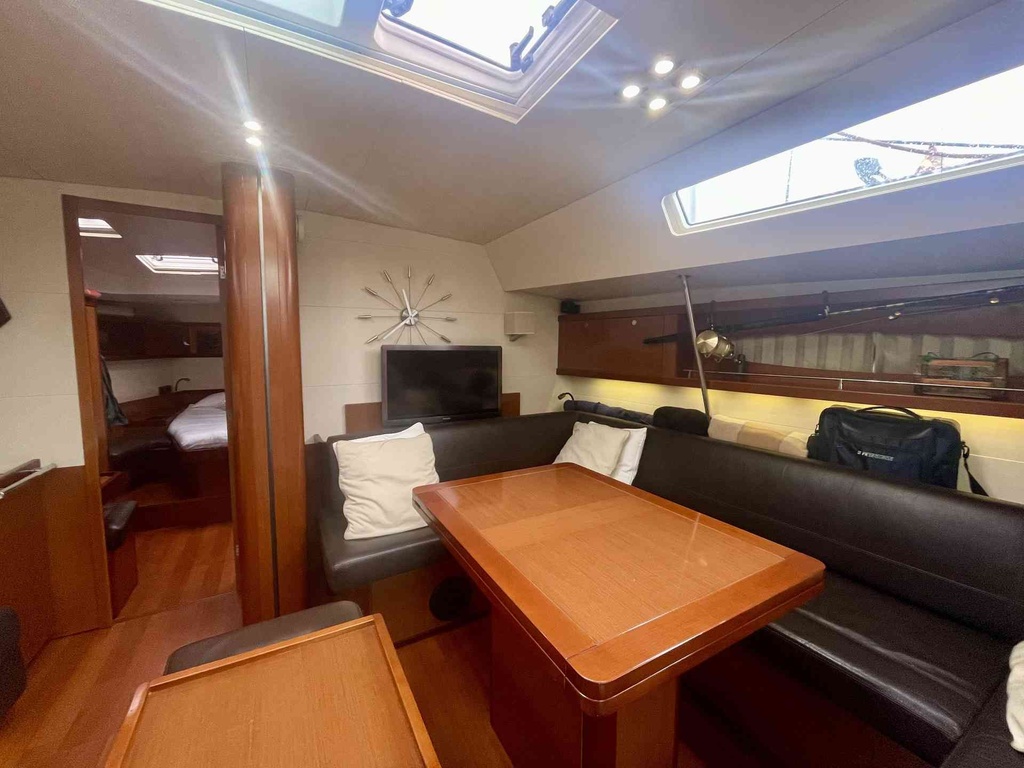 BENETEAU OCEANIS 58