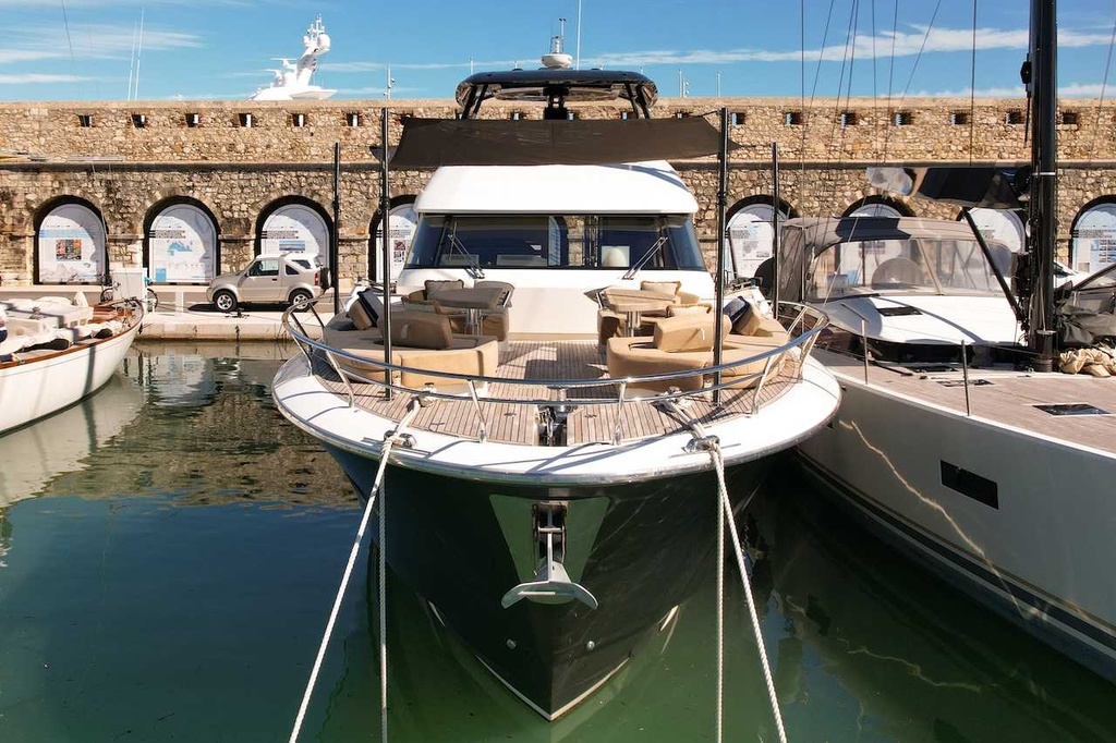 MONTE CARLO YACHTS 70