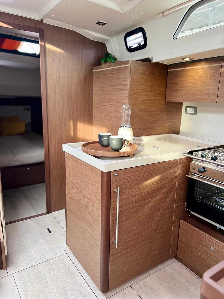 BENETEAU OCEANIS 51.1