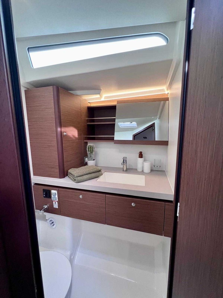 BENETEAU OCEANIS 51.1