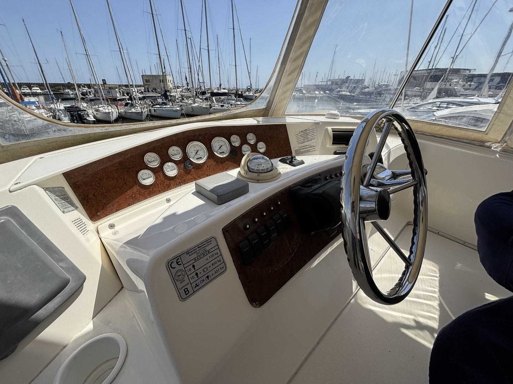 SILVERTON 34 CONVERTIBLE