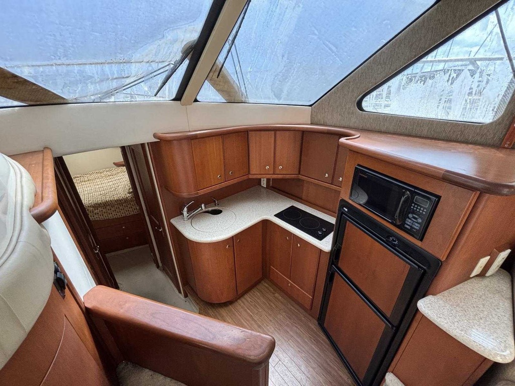 SILVERTON 34 CONVERTIBLE
