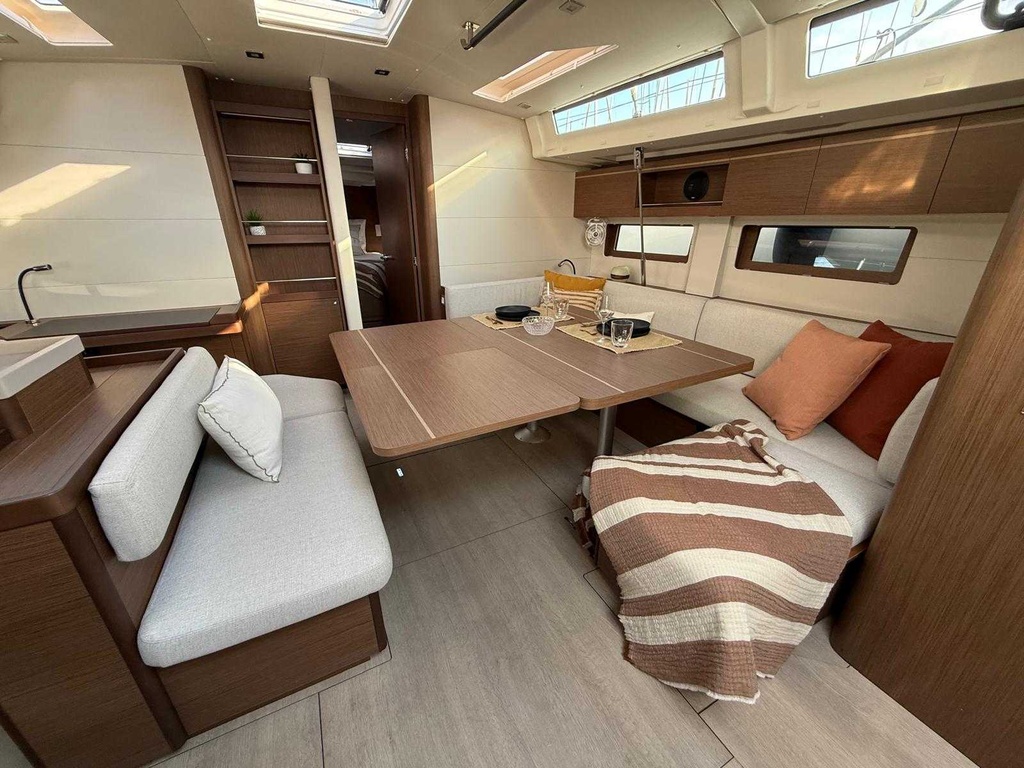 BENETEAU OCEANIS 51.1