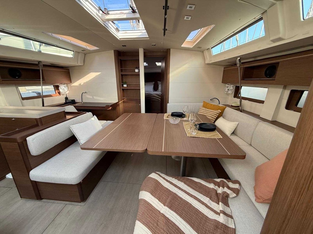 BENETEAU OCEANIS 51.1