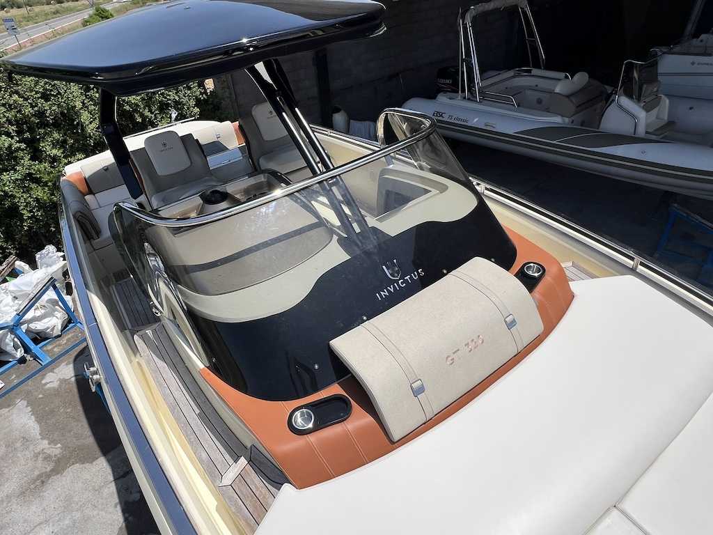 INVICTUS GT320