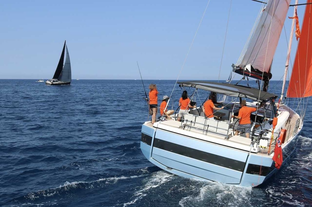 BENETEAU OCEANIS YACHT 62