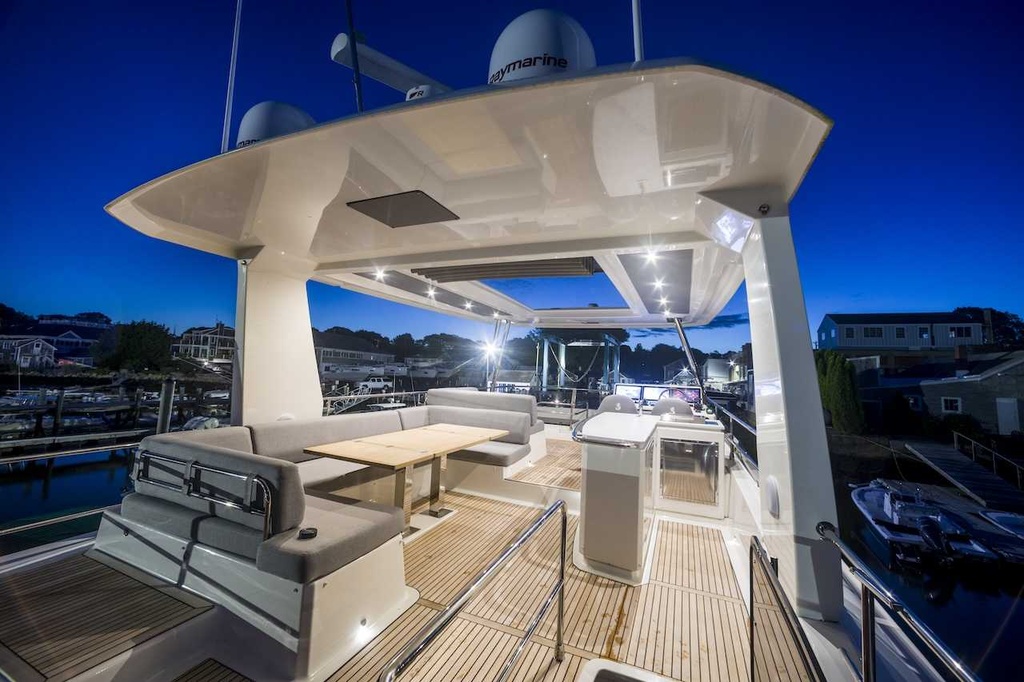 BENETEAU GRAND TRAWLER 63