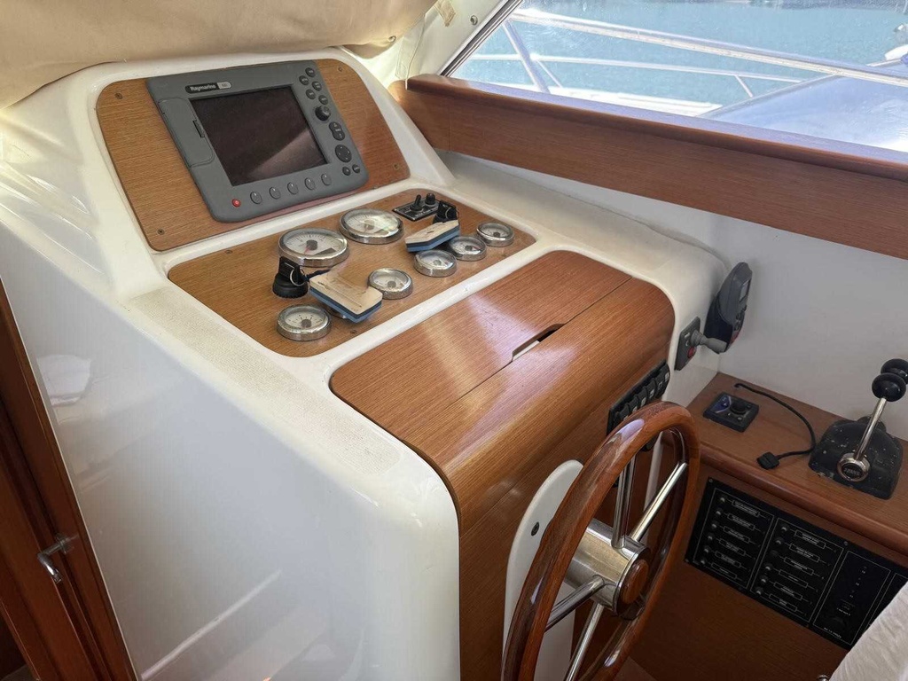 BENETEAU ANTARES 10.80