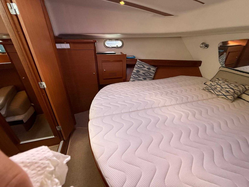 BENETEAU ANTARES 10.80