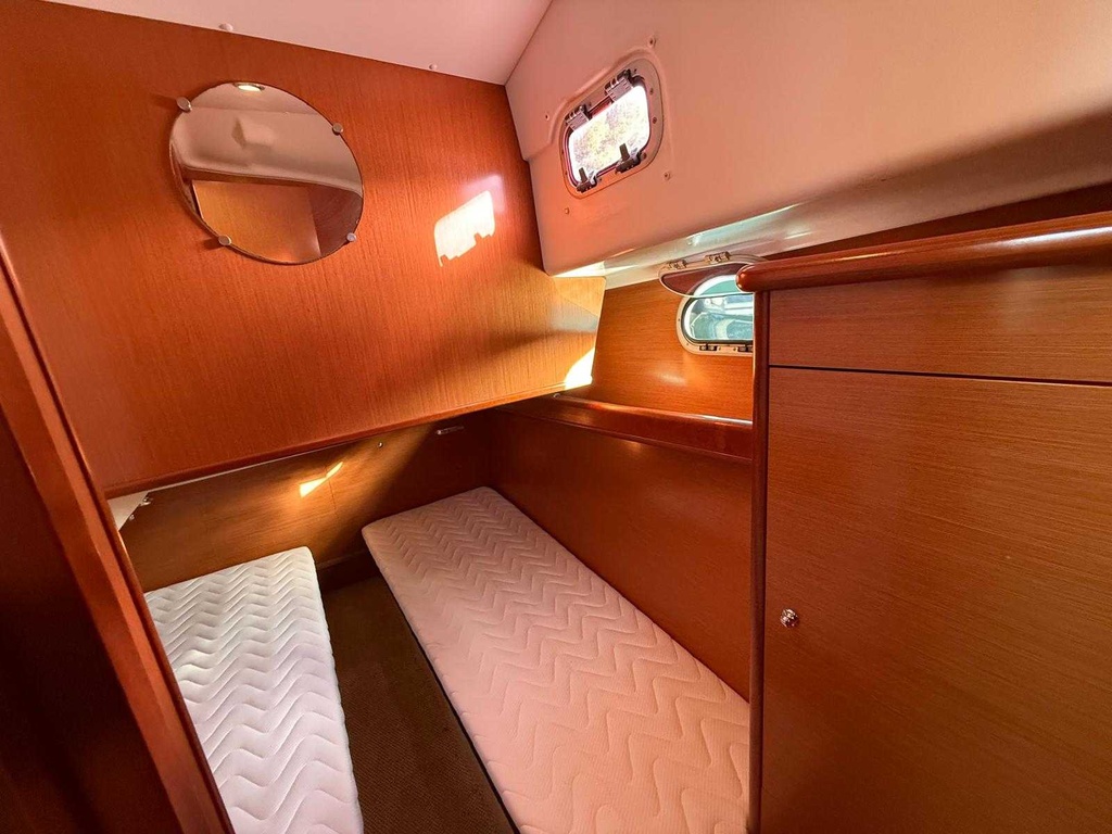 BENETEAU ANTARES 10.80