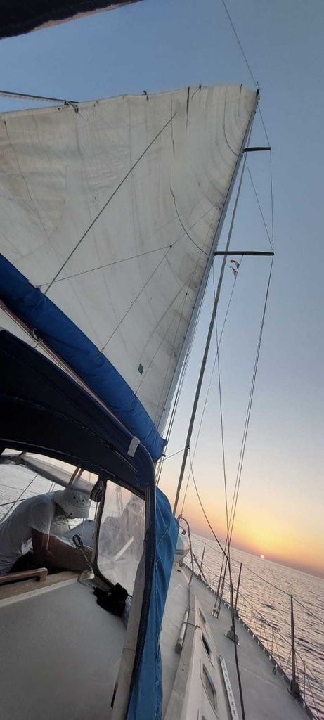 JEANNEAU SUN KISS 47