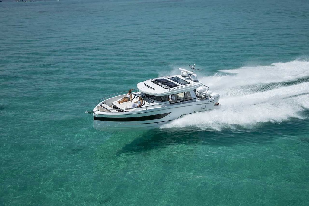 WELLCRAFT 38 EXPLORER