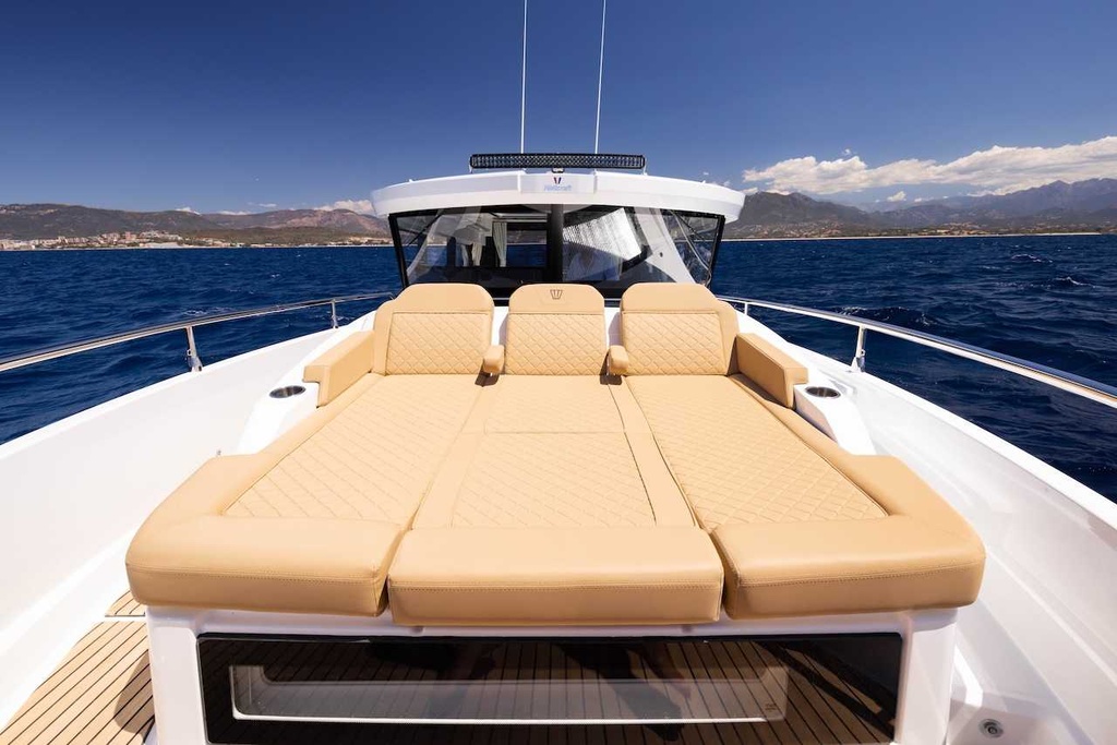 WELLCRAFT 38 EXPLORER