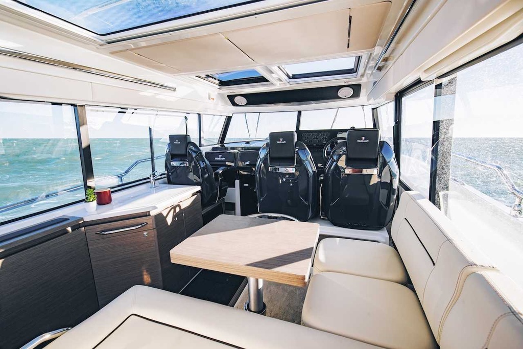 WELLCRAFT 38 EXPLORER