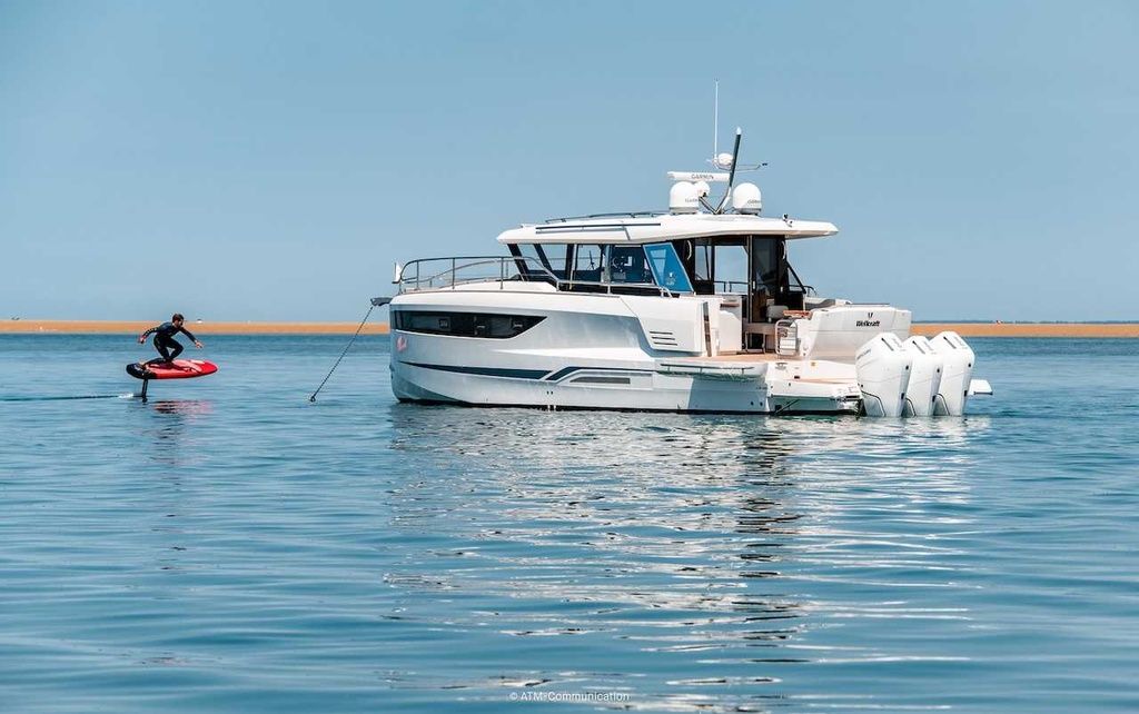 WELLCRAFT 44 EXPLORER