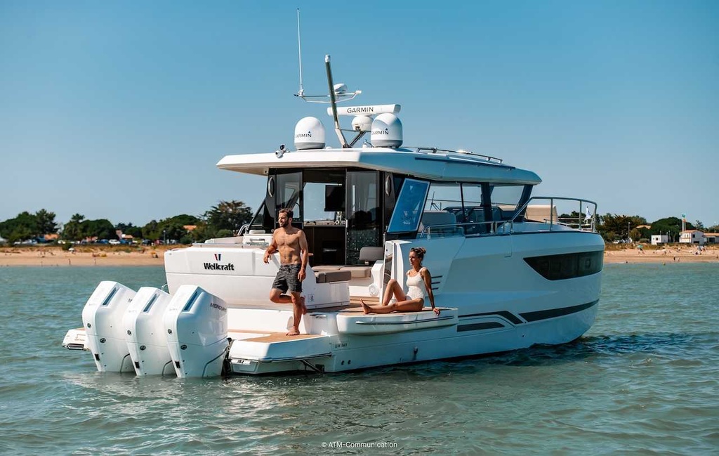 WELLCRAFT 44 EXPLORER