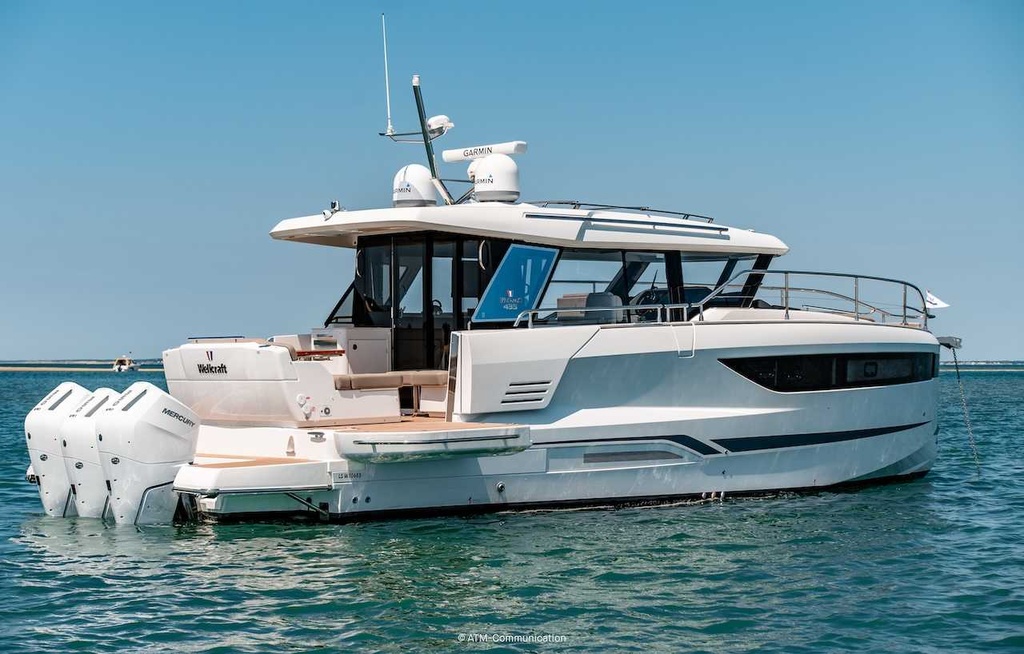 WELLCRAFT 44 EXPLORER