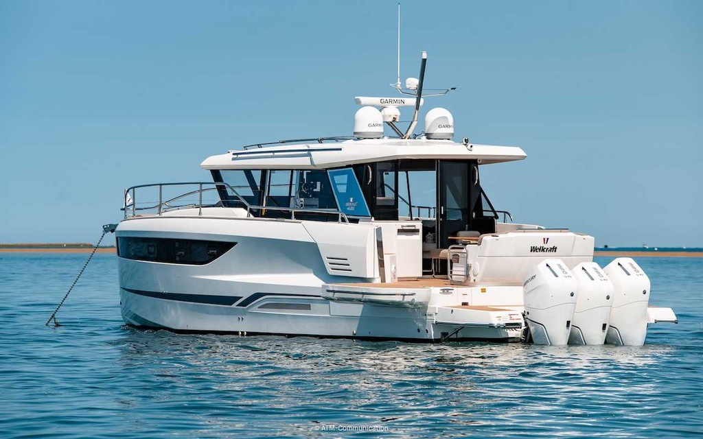 WELLCRAFT 44 EXPLORER