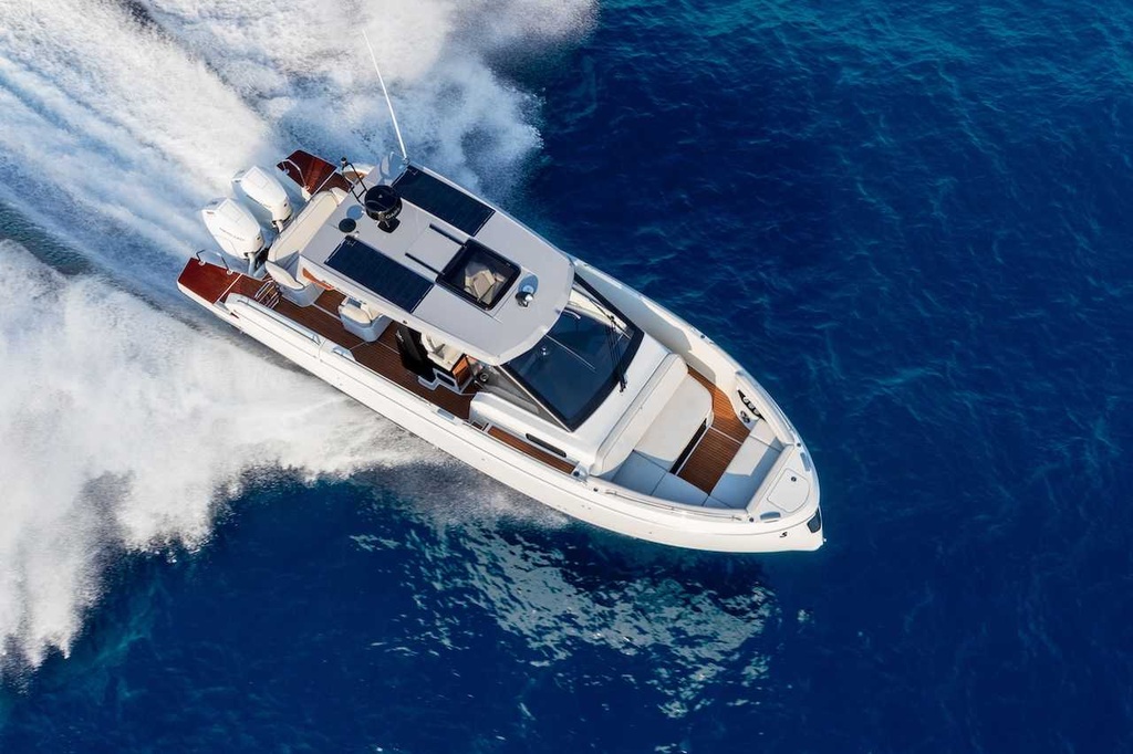 BENETEAU GRAN TURISMO 35