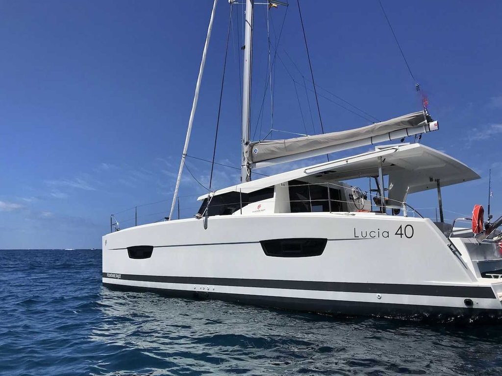 FOUNTAINE PAJOT LUCIA 40