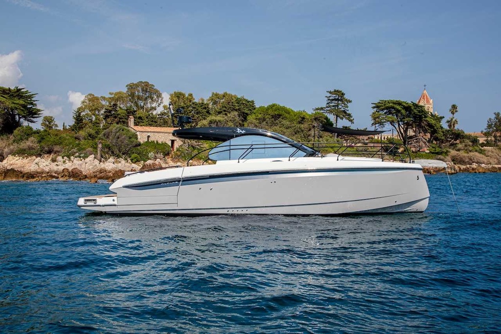 BENETEAU GRAN TURISMO 40 COUPE