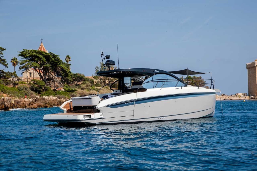 BENETEAU GRAN TURISMO 40 COUPE